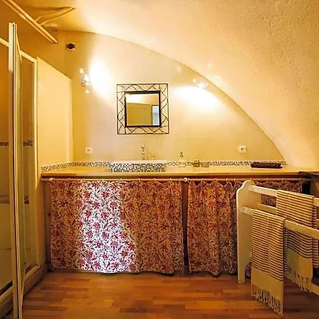 La Maison Du Pont Vieux B&B