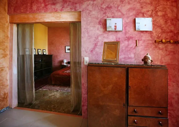 La Maison Du Pont Vieux Cazilhac (Herault)