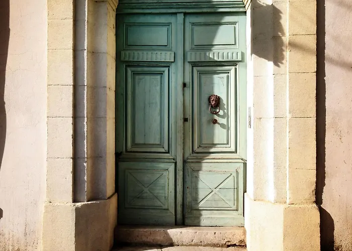 La Maison Du Pont Vieux Cazilhac (Herault)