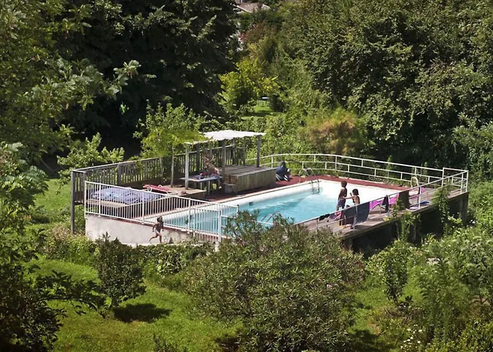 La Maison Du Pont Vieux Bed & Breakfast