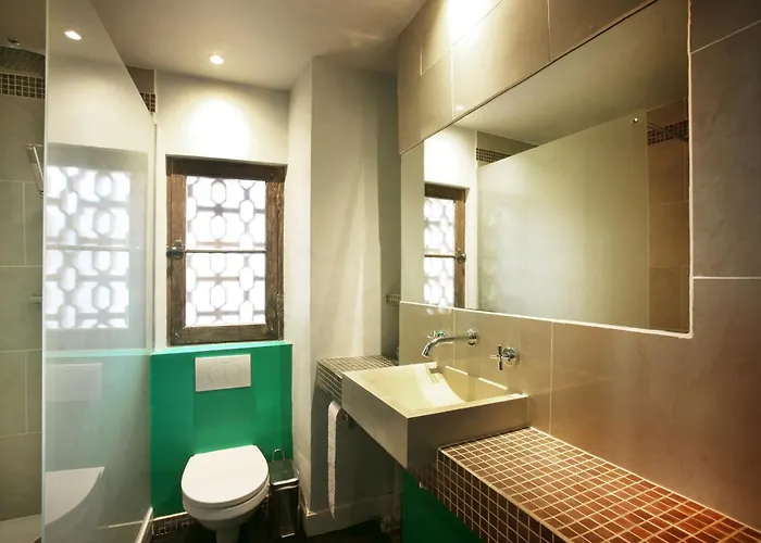 La Maison Du Pont Vieux Bed & Breakfast Cazilhac (Herault)